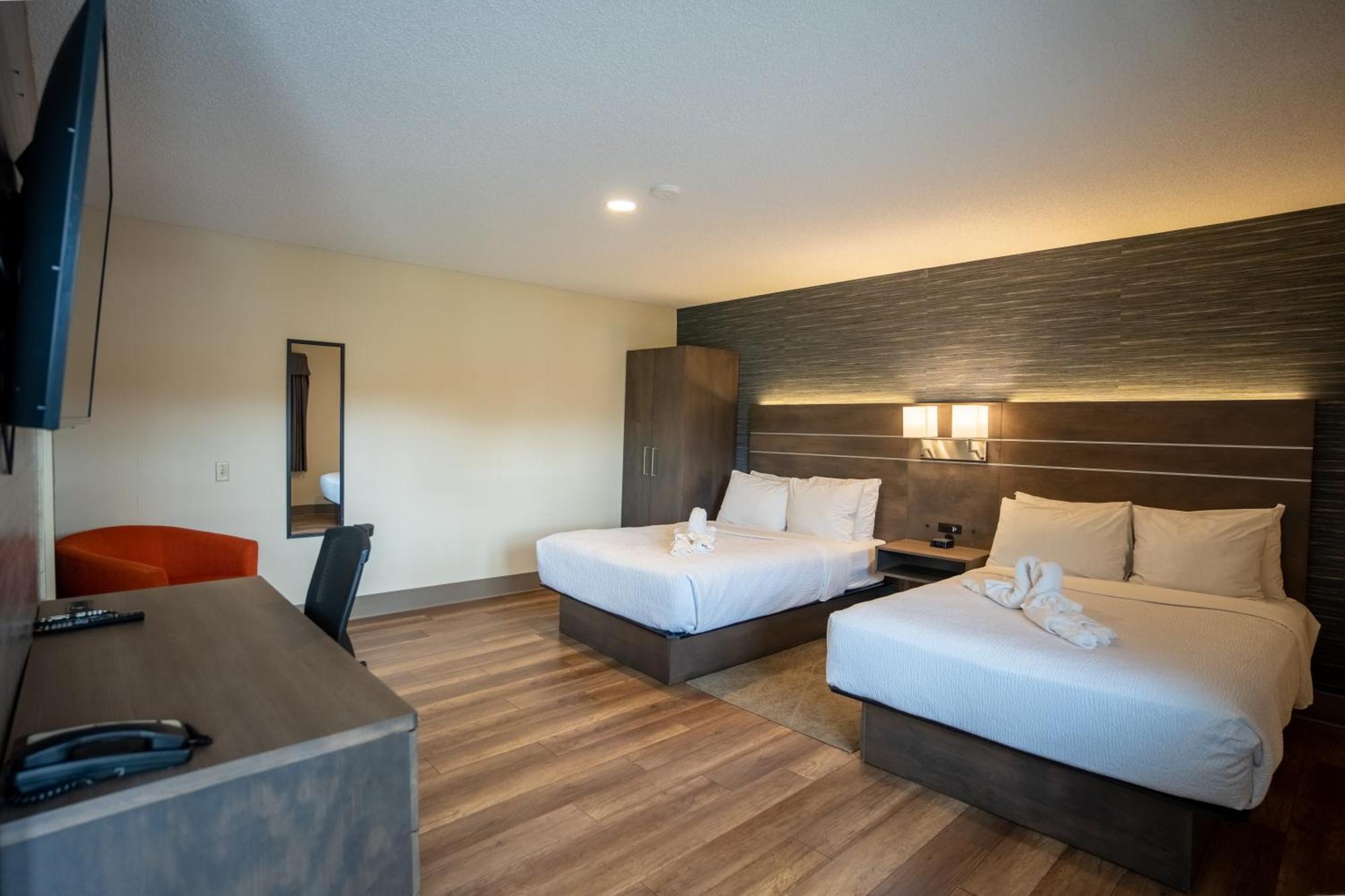 Glengarry Extended Stays Truro Bagian luar foto